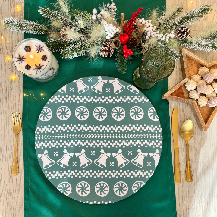 Funda Para Plato Base De Navidad  | Verde Musgo con Campanas